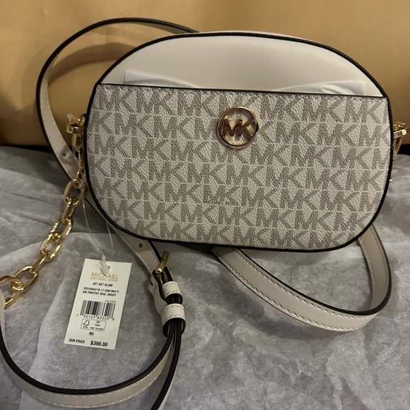 Michael Kors Crossbody for sale! New! - Picture 3 of 6